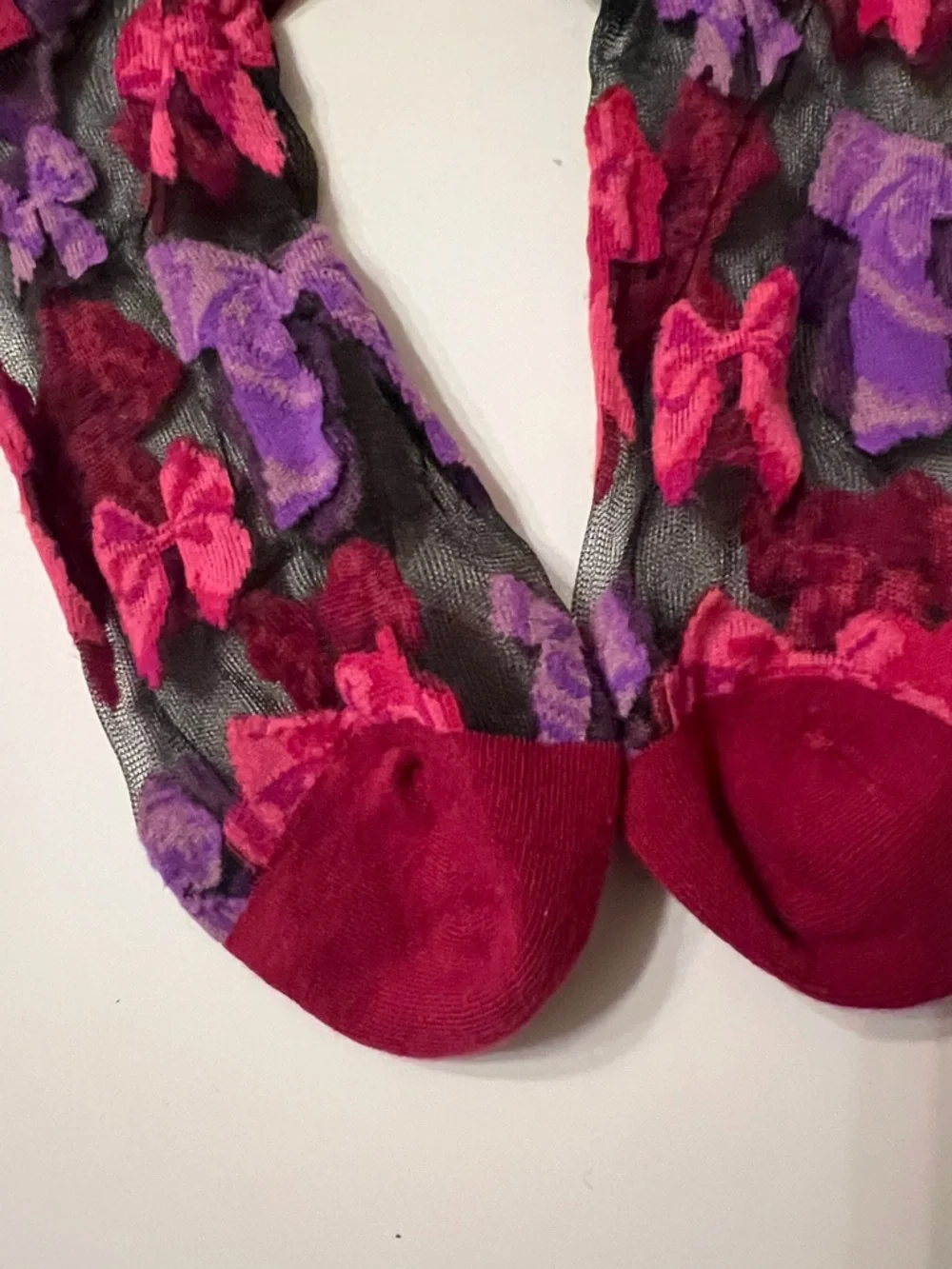 Candy Big Bow Enegry‎ Sheer Crew Socks - Burgundy, Pink & Purple